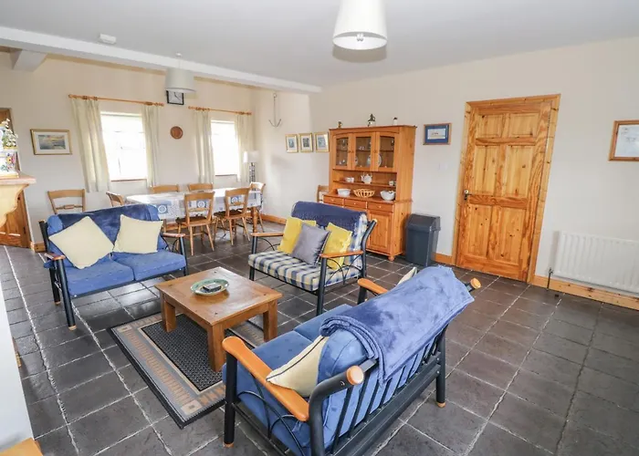 Holiday home 8 Lios Na Sioga *