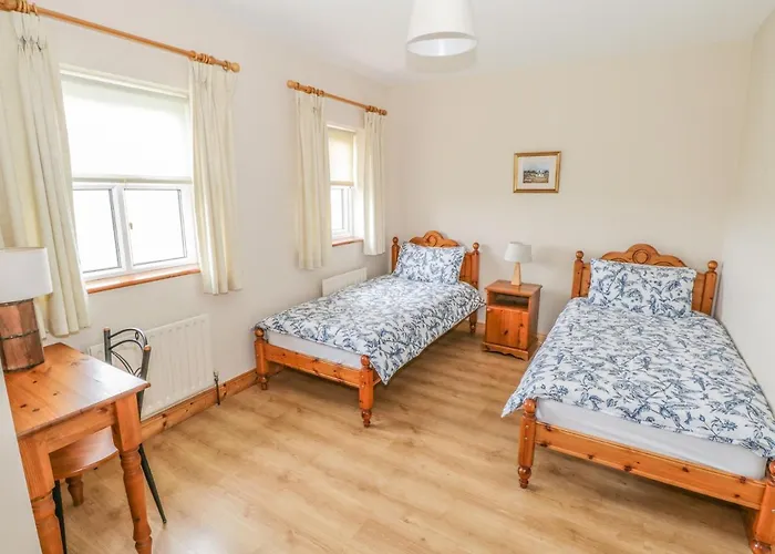 8 Lios Na Sioga Holiday home *