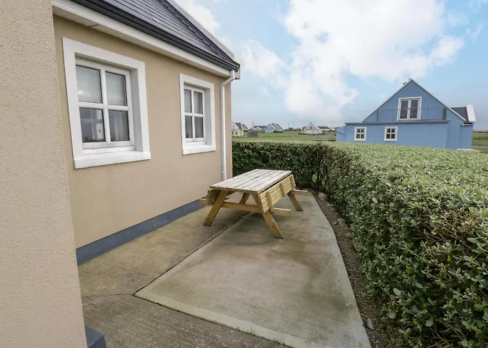 8 Lios Na Sioga Holiday home